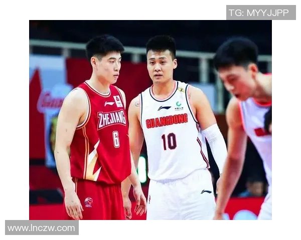 南京篮球队与杭州篮球队赛后分析实力对比与战术探讨