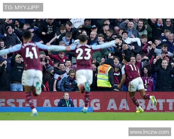 南京网球队灵活性引发热议球员表现与战术调整成焦点讨论