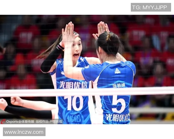 北京羽毛球队在钻石联赛积分榜上以76分稳居第一名展现强劲实力