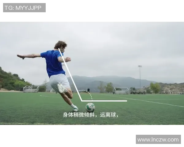 左脚之魅足球明星为何钟情于左脚的神奇力量与技巧解析